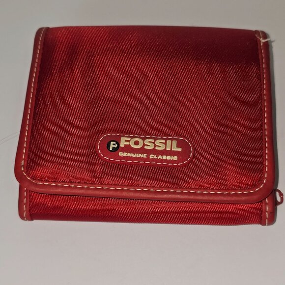 Vintage 90's Fossil F2 Genuine Classic Non-Leather Red Nylon Snap Front Wallet - Picture 1 of 8